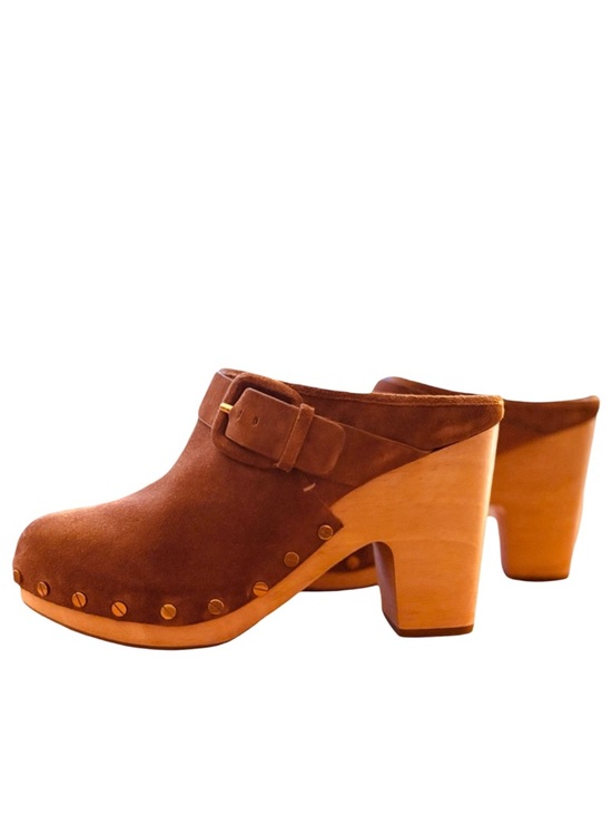 Veronica Beard Shoes - 🌰Veronica Beard Dacey Studded Suede Clogs in Pecan, Size 9